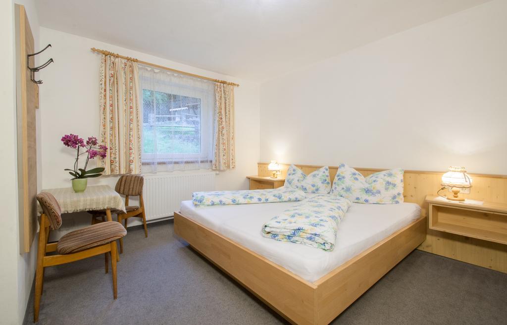 Ferienwohnung Pension Tirol Біхльбах Екстер'єр фото