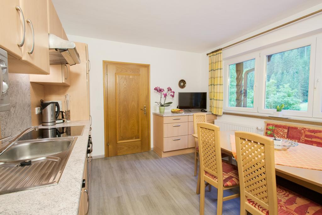 Ferienwohnung Pension Tirol Біхльбах Екстер'єр фото